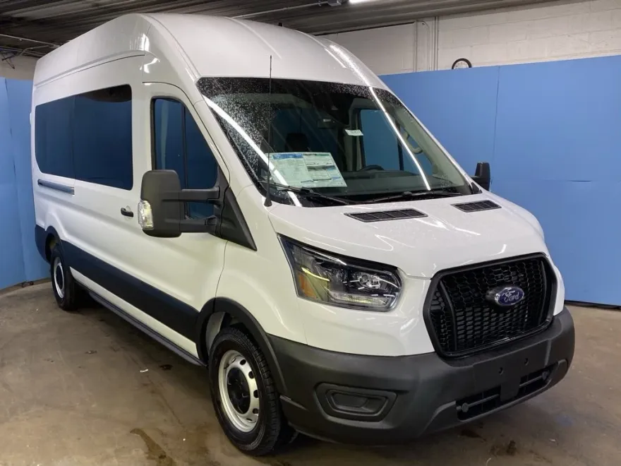 2025 Ford Transit Passenger XL photo 1