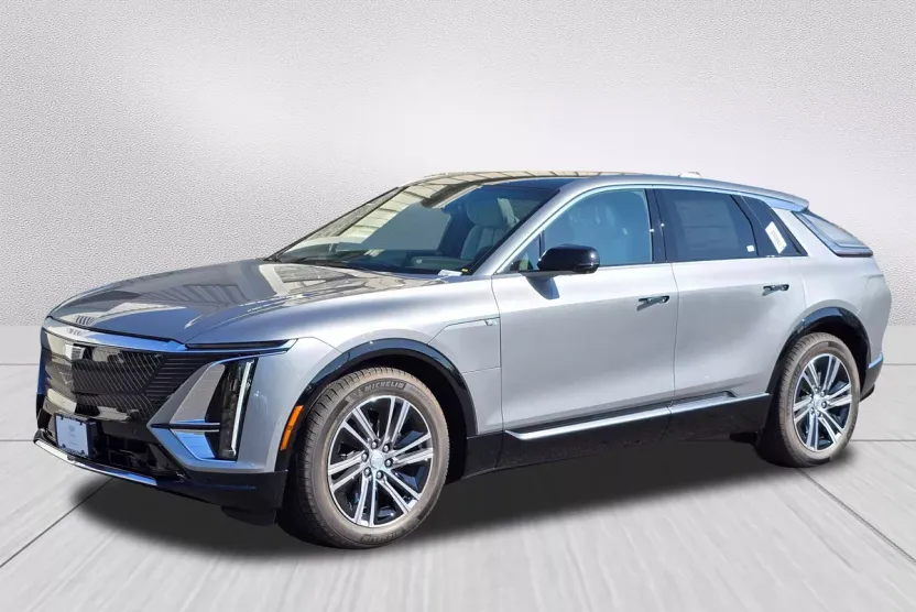 2026 Cadillac Lyriq Luxury photo 1
