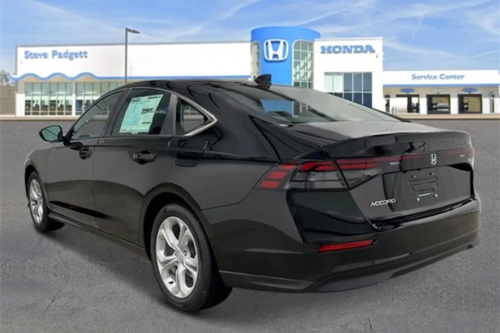 2025 Honda Accord LX photo 1