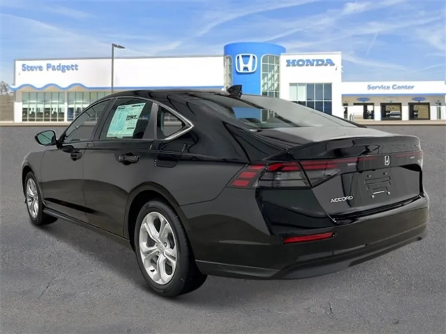 2025 Honda Accord LX photo 1