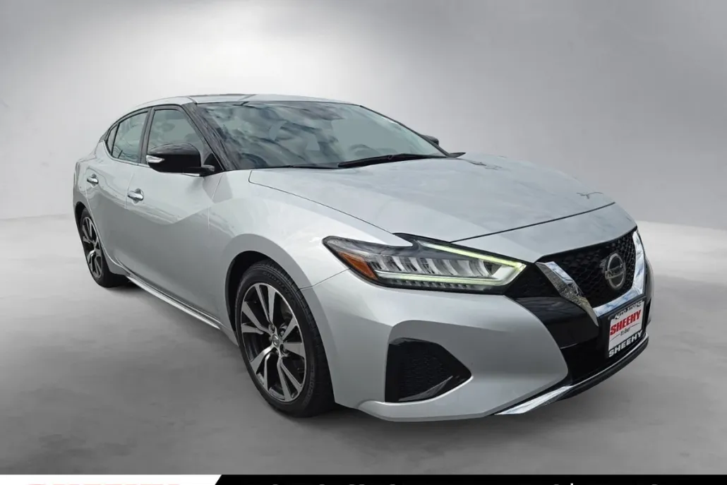 2021 Nissan Maxima SV photo 1