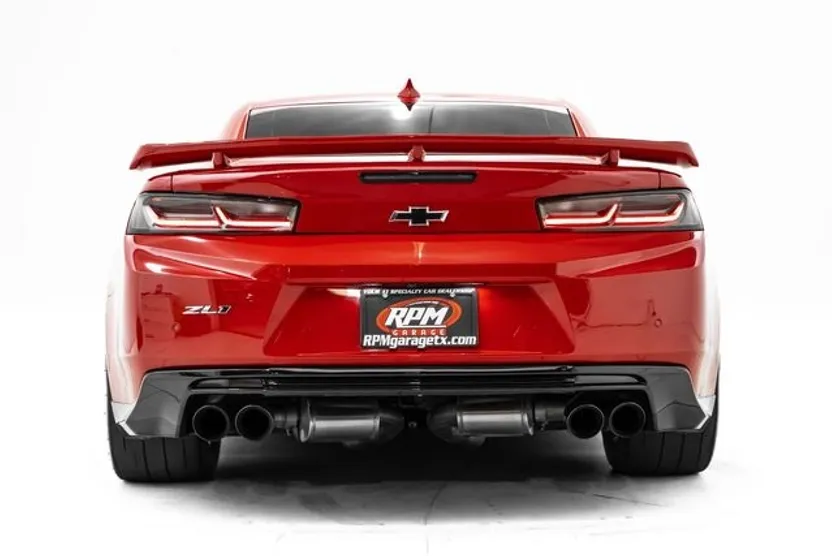 2017 Chevrolet Camaro ZL1 photo 1