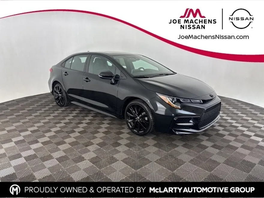 2021 Toyota Corolla SE photo 1