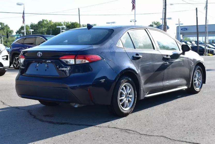 2021 Toyota Corolla Hybrid LE photo 1