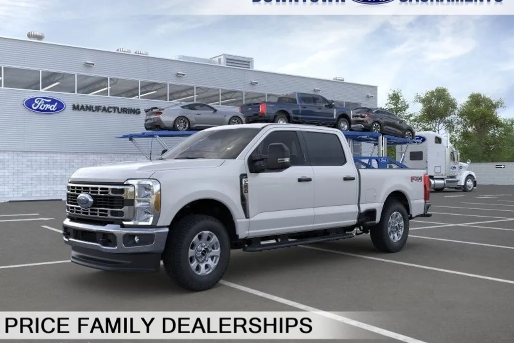 2025 Ford F-250 XLT photo 1