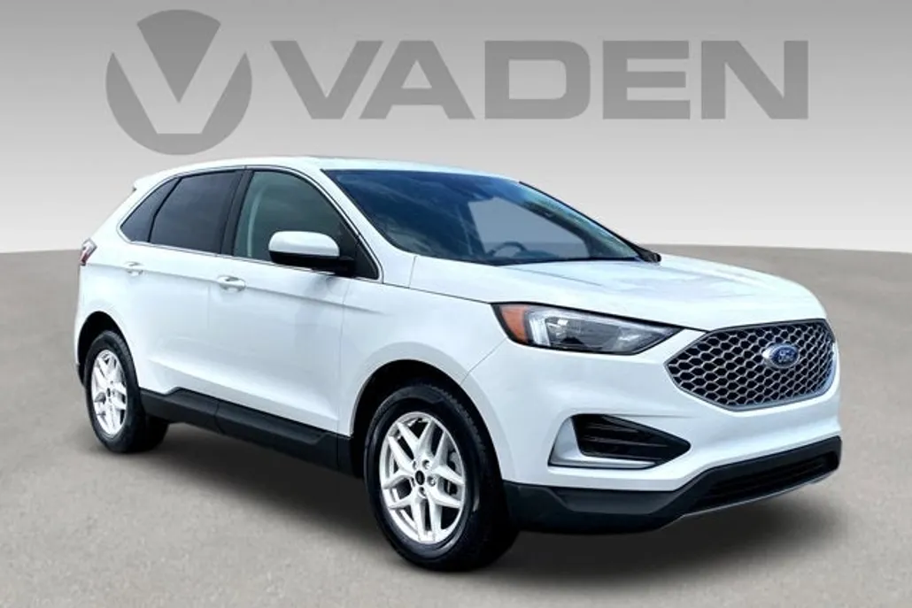 2023 Ford Edge SEL photo 1