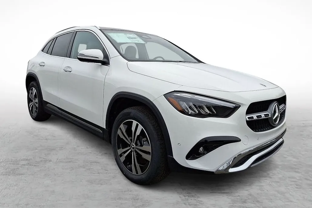 2025 Mercedes Benz GLA 250 4MATIC photo 1