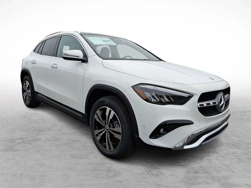 2025 Mercedes Benz GLA 250 4MATIC photo 1