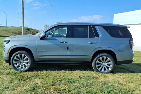 2026 Chevrolet Tahoe Premier photo 1