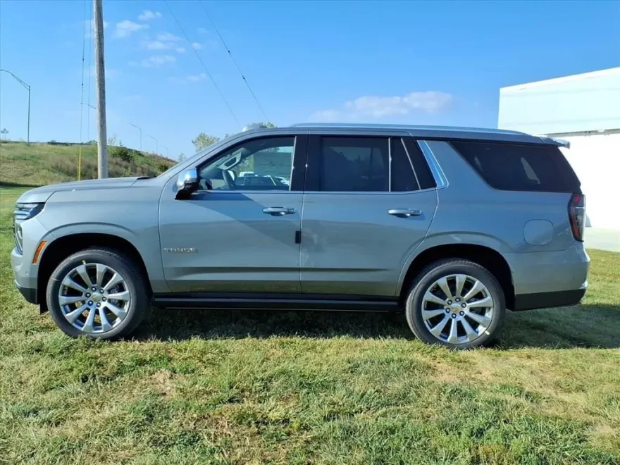 2026 Chevrolet Tahoe Premier photo 1