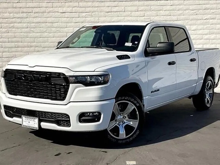 2025 Ram 1500 Tradesman photo 1
