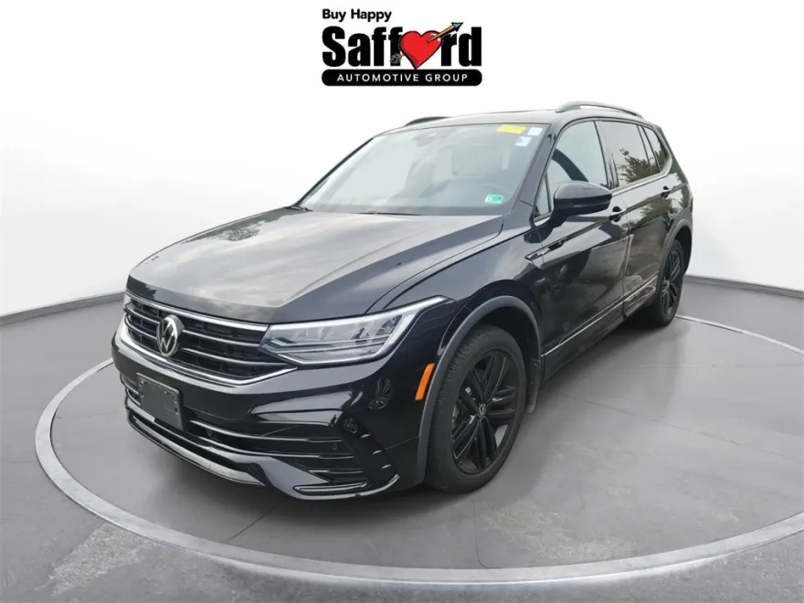 2022 Volkswagen Tiguan SE R-Line Black photo 1