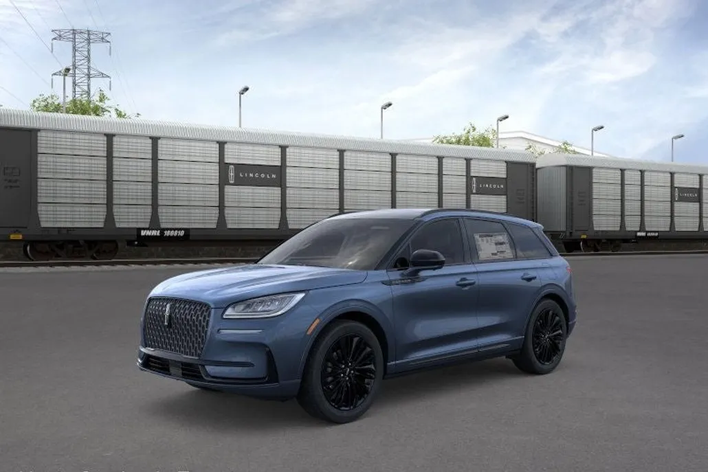 2025 Lincoln Corsair Premiere photo 1