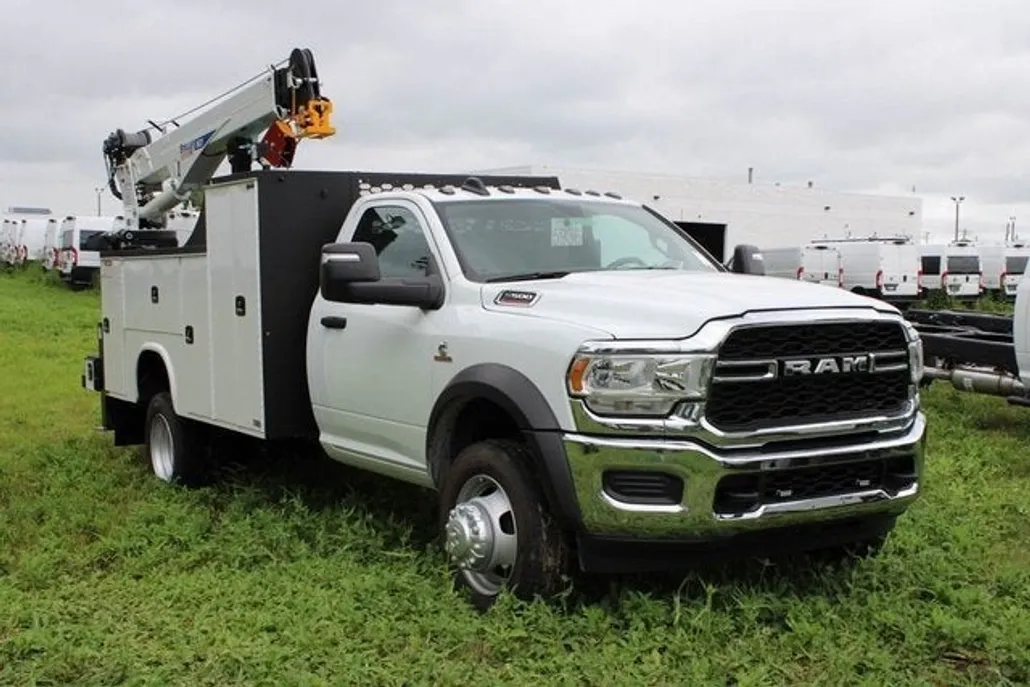 2023 Ram 5500 Tradesman photo 1