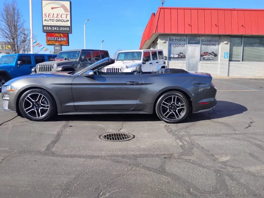 2020 Ford Mustang EcoBoost Premium photo 1