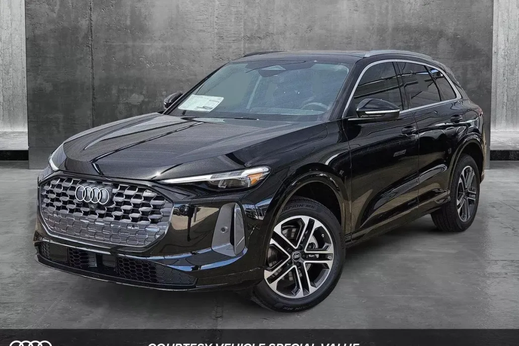 2025 Audi Q5 Premium Plus photo 1