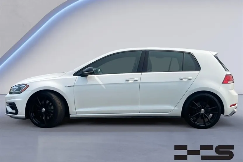 2019 Volkswagen Golf R 4Motion photo 1