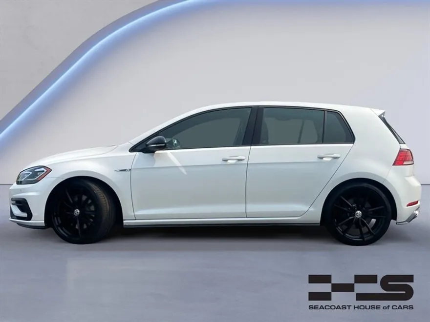 2019 Volkswagen Golf R 4Motion photo 1
