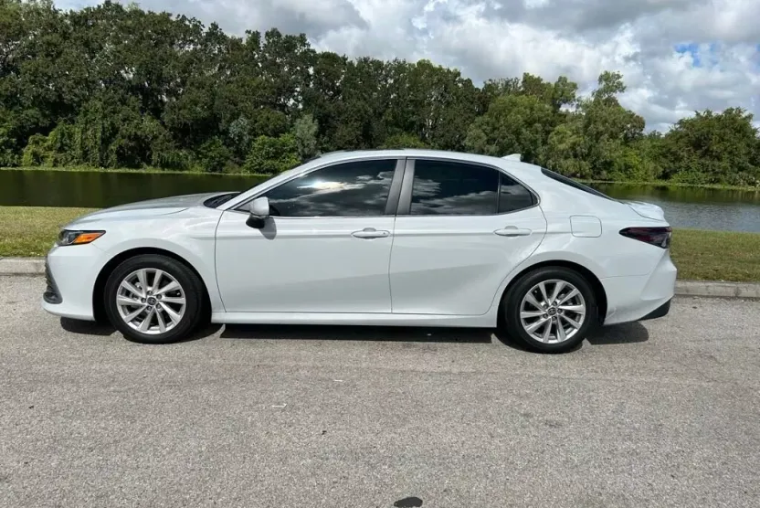 2024 Toyota Camry LE photo 1