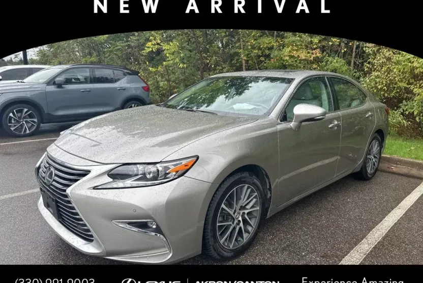 2017 Lexus ES 350 photo 1