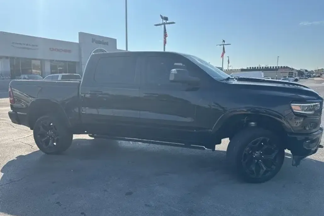 2020 Ram 1500 Limited photo 1