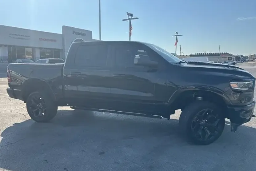 2020 Ram 1500 Limited photo 1
