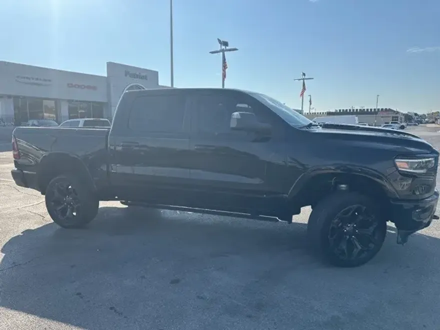 2020 Ram 1500 Limited photo 1