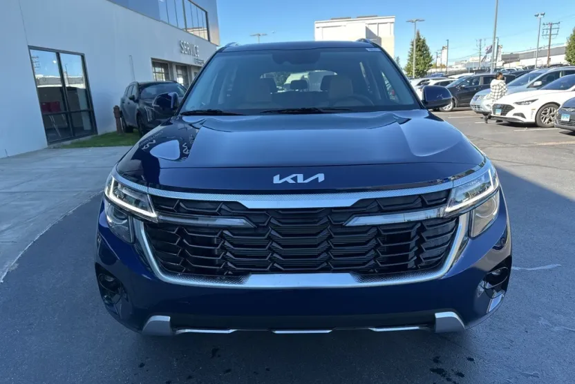 2026 Kia Seltos EX photo 1