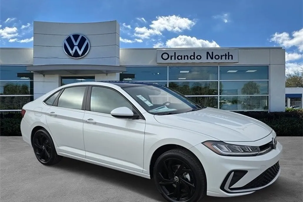 2025 Volkswagen Jetta SE photo 1