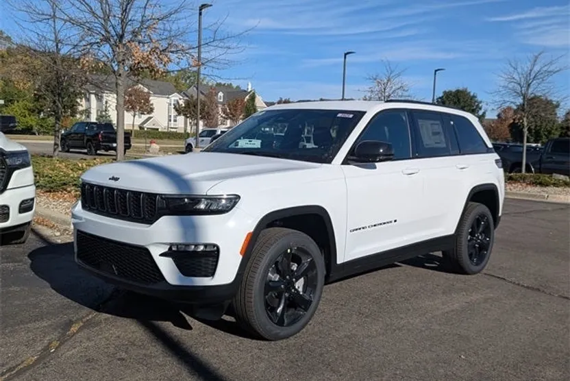 2025 Jeep Grand Cherokee Limited photo 1