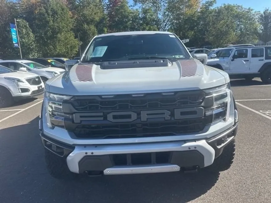 2024 Ford F-150 Raptor photo 1