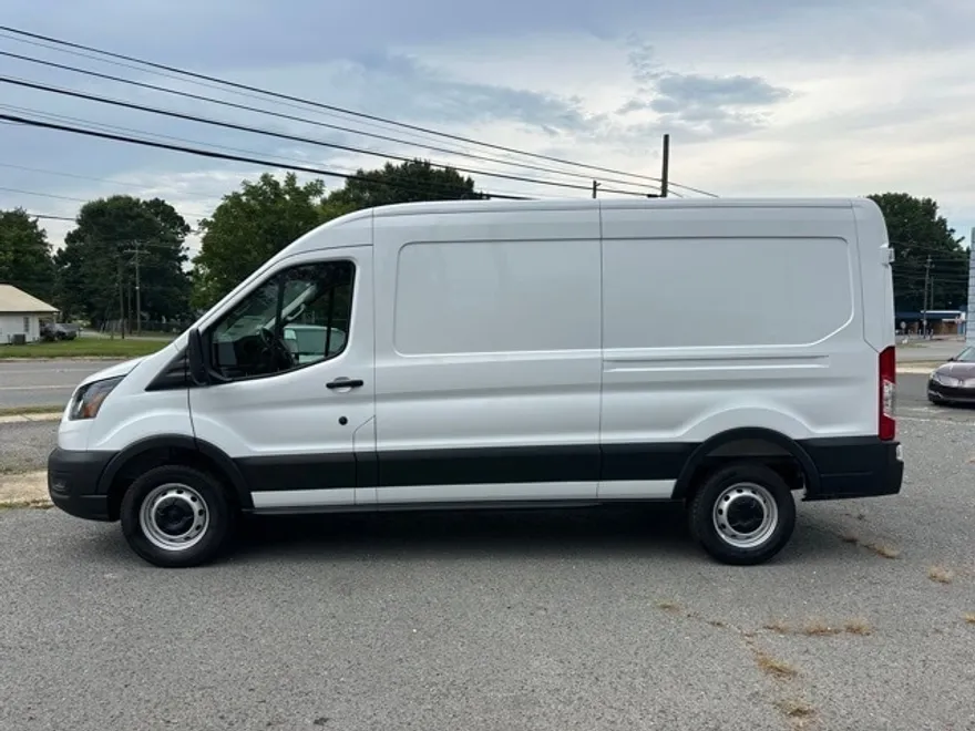 2025 Ford Transit photo 1
