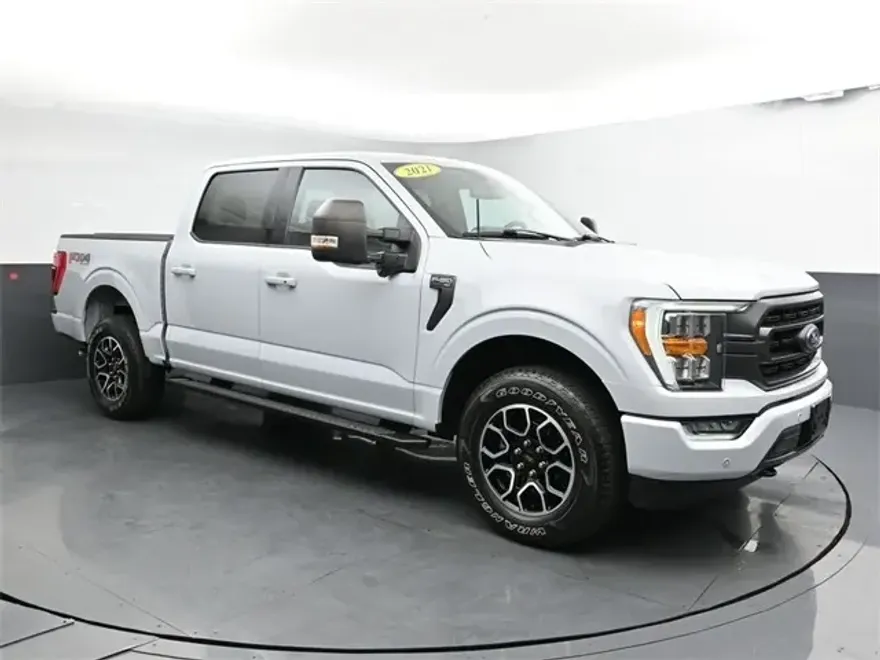 2021 Ford F-150 XLT FX4 photo 1