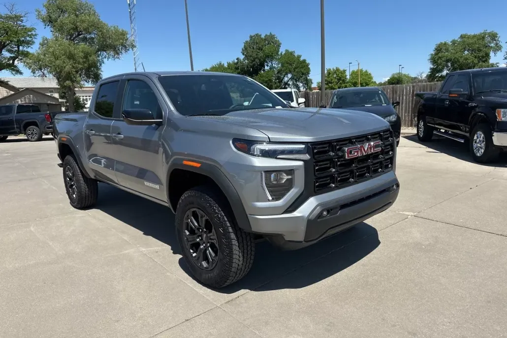 2024 Gmc Canyon Elevation photo 1