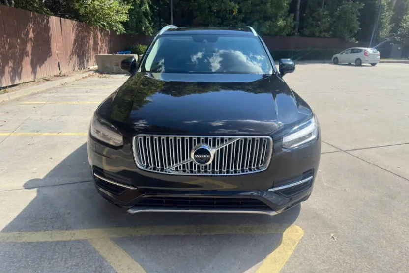 2016 Volvo XC90 Premier Plus Inscription photo 1