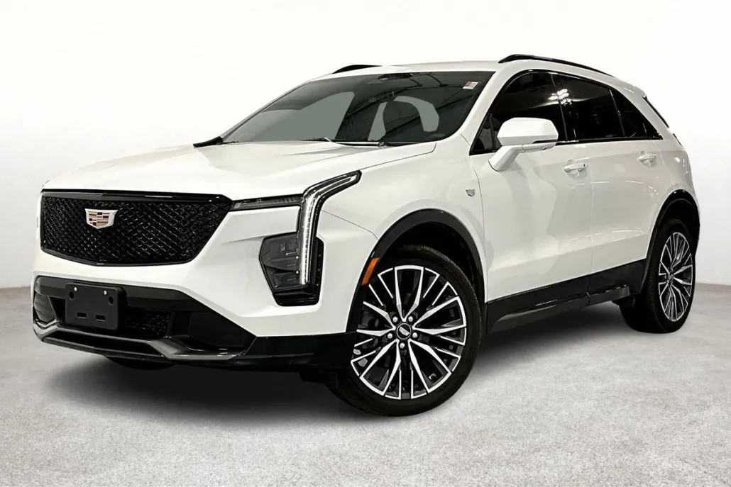 2025 Cadillac XT4 Sport photo 1