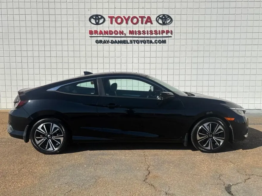 2016 Honda Civic EX-T photo 1