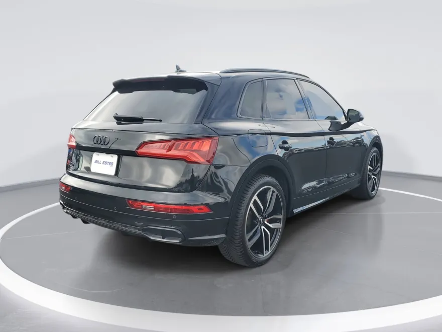2018 Audi SQ5 Prestige photo 1