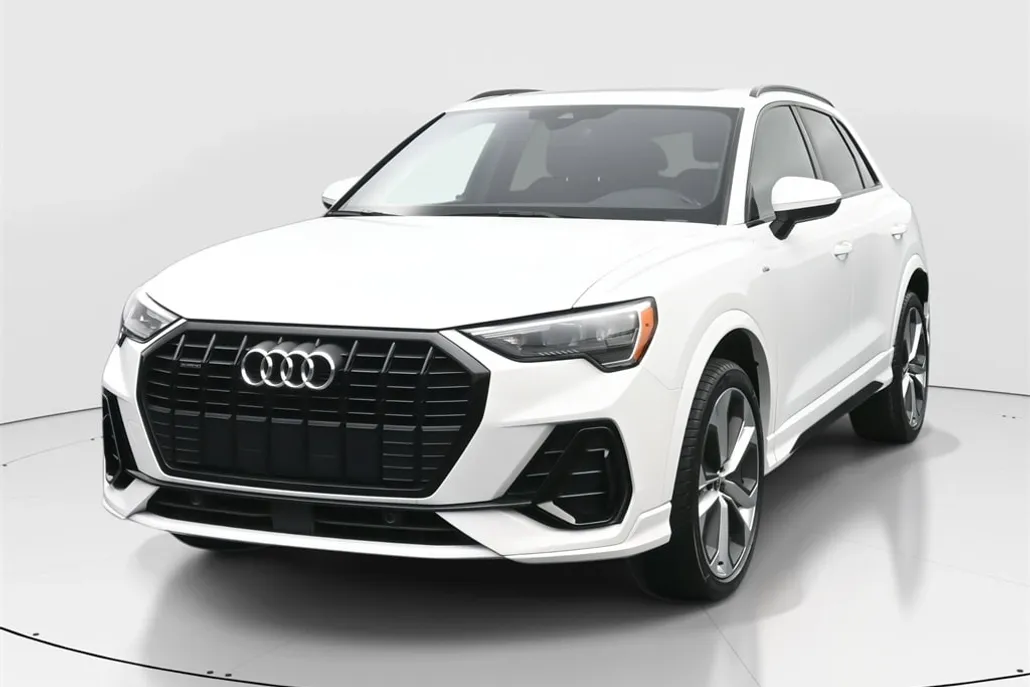 2021 Audi Q3 Premium S line photo 1