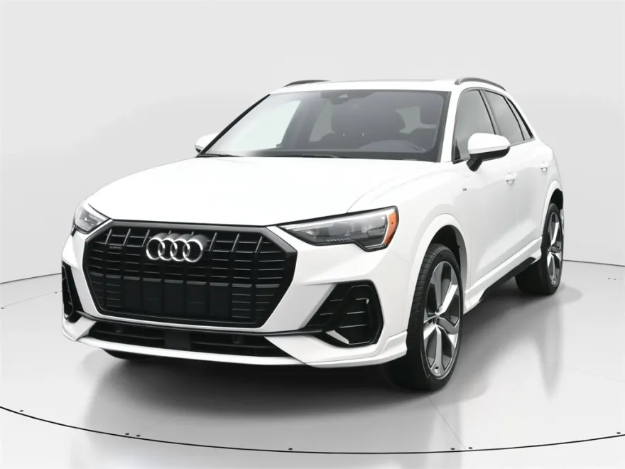 2021 Audi Q3 Premium S line photo 1
