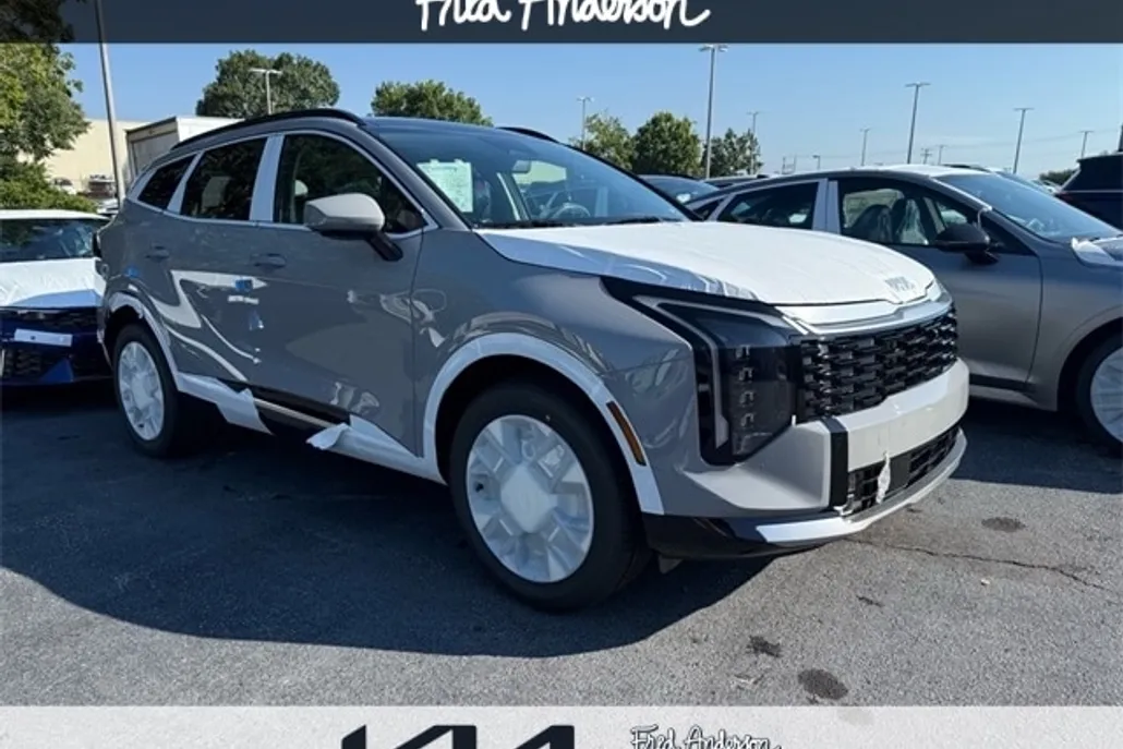 2026 Kia Sportage Hybrid photo 1