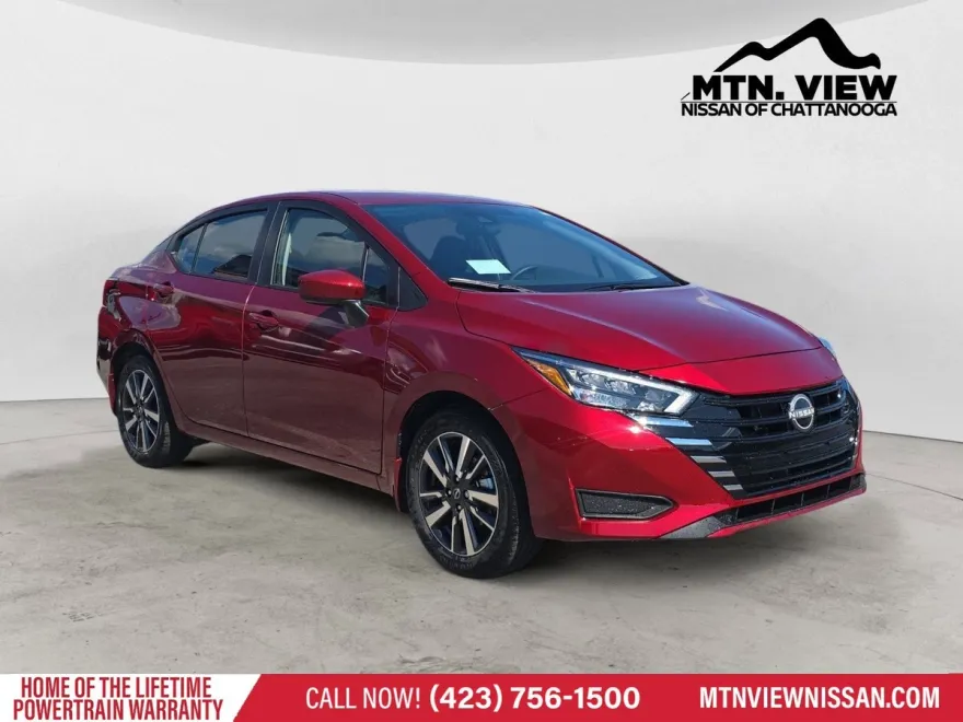 2025 Nissan Versa SV photo 1
