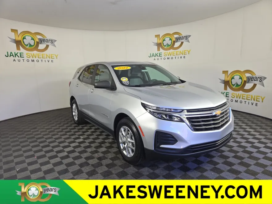 2022 Chevrolet Equinox LS photo 1