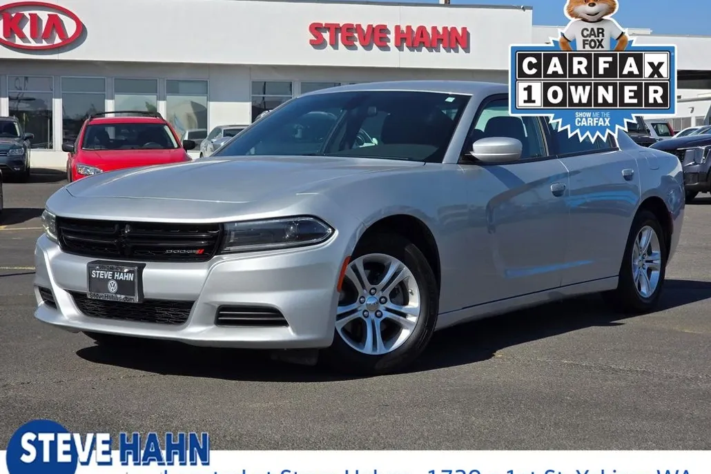 2022 Dodge Charger SXT photo 1