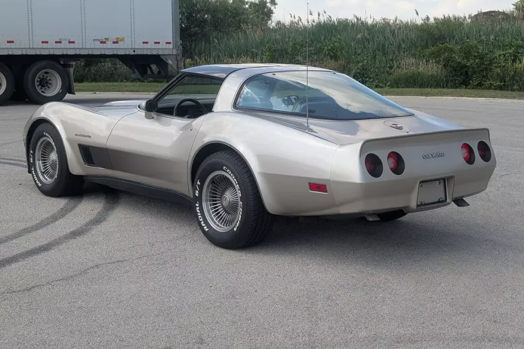 1982 Chevrolet Corvette Collector Edition photo 1