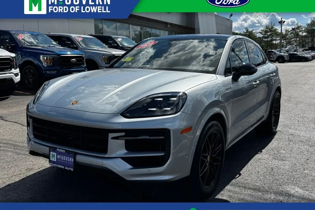 2024 Porsche Cayenne Coupe Base photo 1