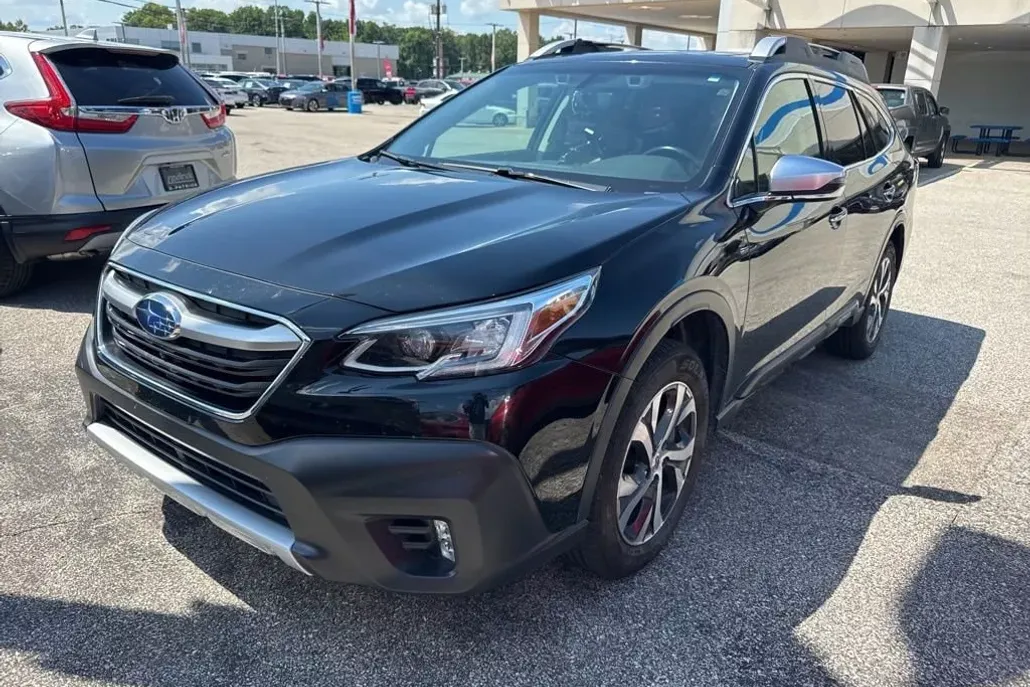2022 Subaru Outback Touring Sport photo 1