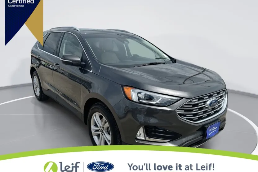 2020 Ford Edge SEL photo 1