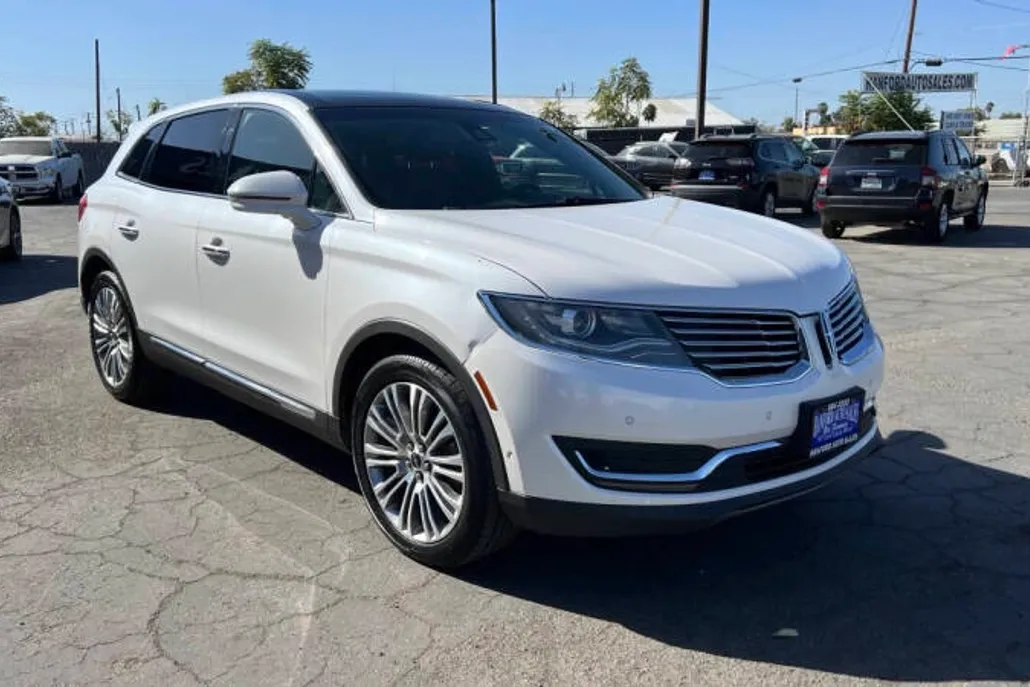 2016 Lincoln MKX Reserve photo 1