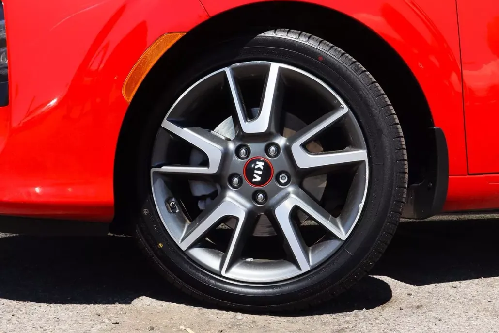 2020 Kia Soul GT-Line Turbo photo 1